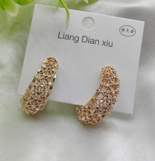 Elegant Textured Hoop Earrings
